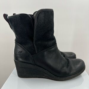 UGG Devoran Black Wedge Waterproof Ankle Booties Ladies